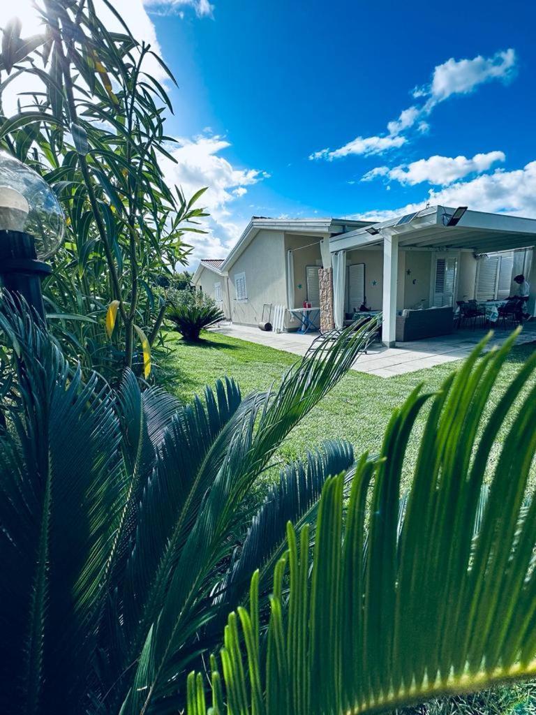 סאסארי Magnifique Villa Neuve En Bord De Mer מראה חיצוני תמונה